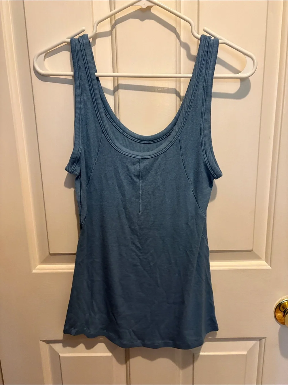 Lululemon Women’s Hold Tight Scoop Neck Tank Top